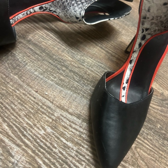 Sophia & Lee size 7 EUC snakeskin vegan leather Pointed-Toe Heels with strap - Picture 6 of 14